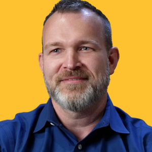 Andrew Detloff Headshot